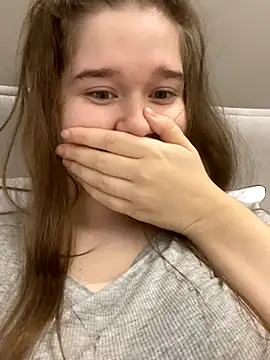 HornyGirlH online show from 12.04.25