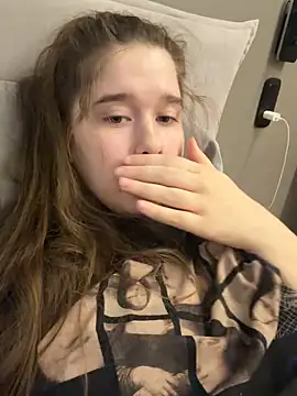 HornyGirlH online show from 03.27.26