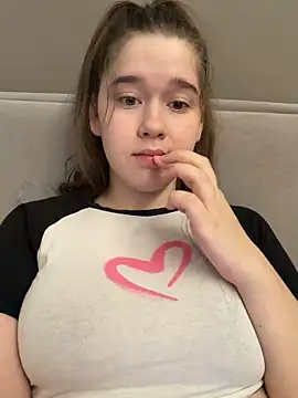 HornyGirlH online show from 05.11.26
