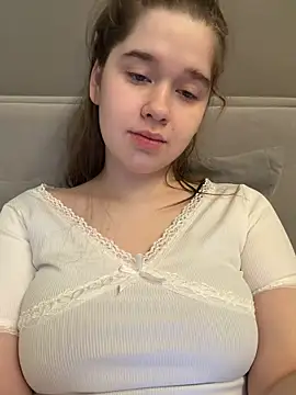 HornyGirlH online show from 05.18.26