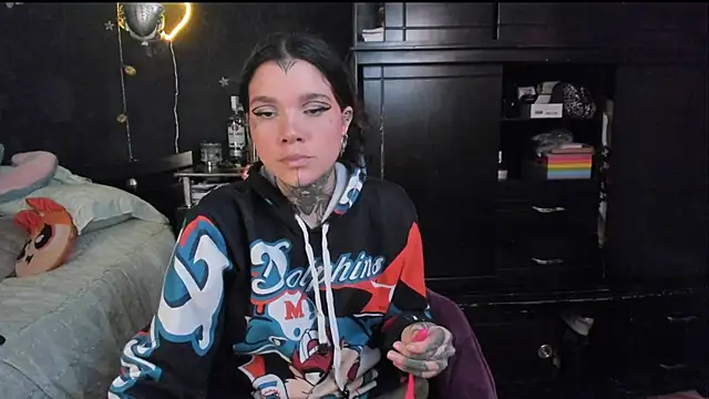 Lilmarieee online show from 09.17.25