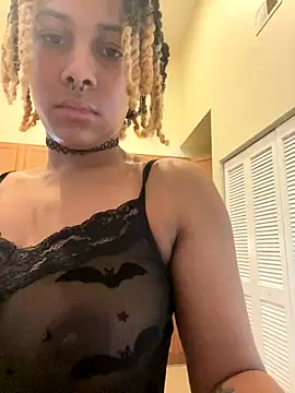 goddessxdreaxo online show from 10.16.25