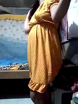 Snapshot of xxyourfantasyxx chatting on 01.04.25 xxyourfantasyxx online show from 01.04.25