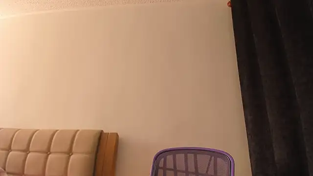 Snapshot of Ash_milk chatting on 01.08.25 Ash milk online show from 01.08.25