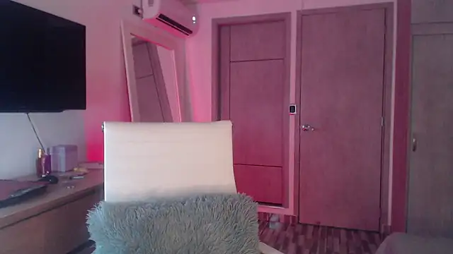 Brown skin11 online show from 11.10.25