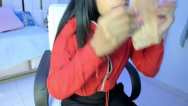 Meghan stonne  online show from 11.15.25