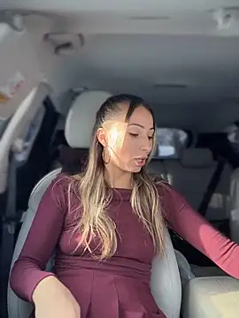 YOUR-KARINA online show from 12.19.25