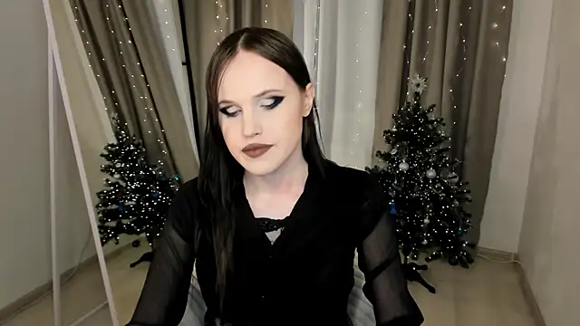 Snapshot of EffieMinki chatting on 01.18.26 EffieMinki online show from 01.18.26