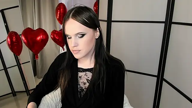 Snapshot of EffieMinki chatting on 02.10.26 EffieMinki online show from 02.10.26