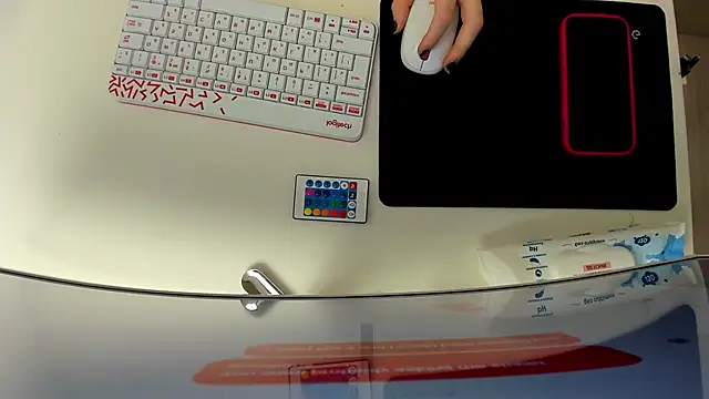 Snapshot of EffieMinki chatting on 03.03.26 EffieMinki online show from 03.03.26