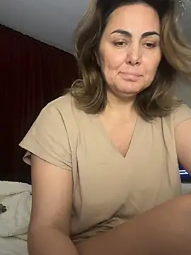 Snapshot of Emma_roqueen chatting on 05.10.26 Emma roqueen online show from 05.10.26