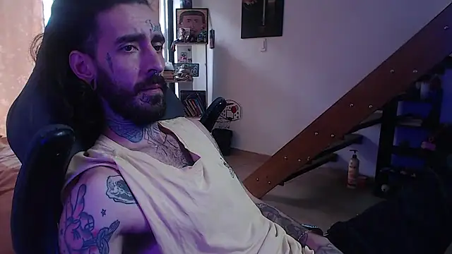 Snapshot of harry_reems1 chatting on 12.24.24 harry reems1 online show from 12.24.24