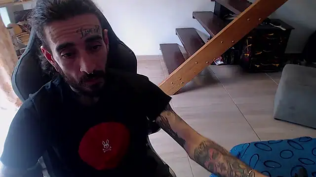 Snapshot of harry_reems1 chatting on 01.02.25 harry reems1 online show from 01.02.25