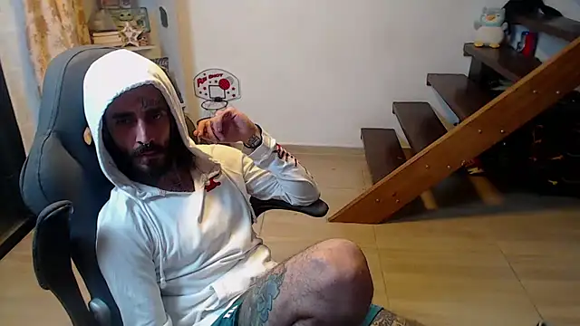 Snapshot of harry_reems1 chatting on 01.02.25 harry reems1 online show from 01.02.25