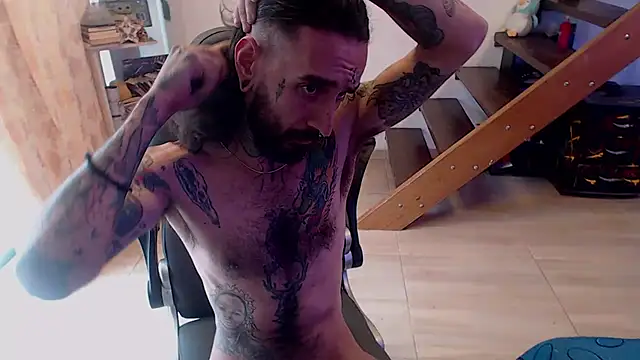 Snapshot of harry_reems1 chatting on 01.10.25 harry reems1 online show from 01.10.25