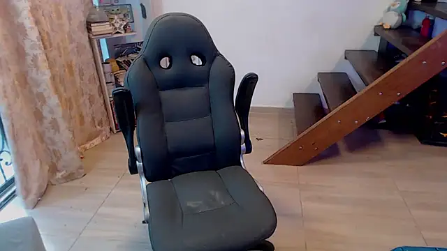 Snapshot of harry_reems1 chatting on 01.10.25 harry reems1 online show from 01.10.25