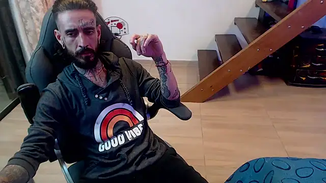 Snapshot of harry_reems1 chatting on 01.11.25 harry reems1 online show from 01.11.25