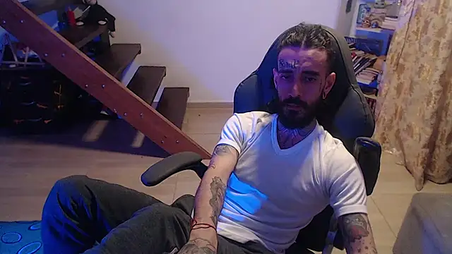 Snapshot of harry_reems1 chatting on 01.21.25 harry reems1 online show from 01.21.25