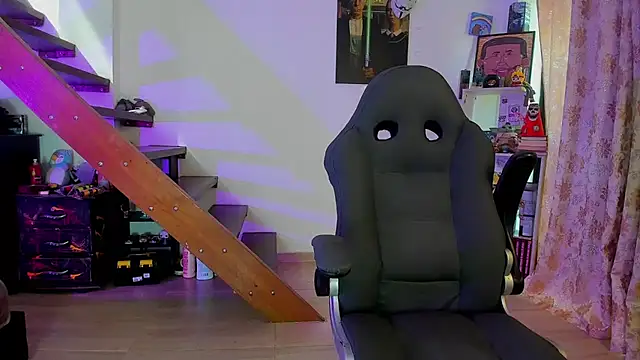 Snapshot of harry_reems1 chatting on 01.27.25 harry reems1 online show from 01.27.25