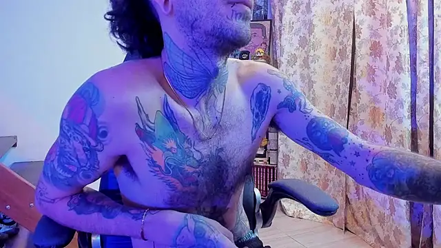 Snapshot of harry_reems1 chatting on 02.19.25 harry reems1 online show from 02.19.25