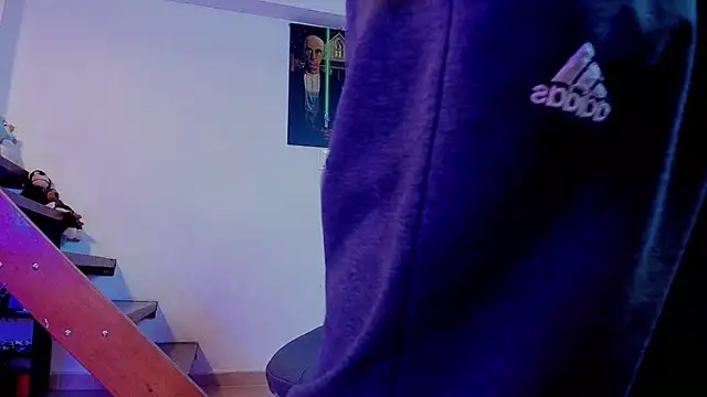 Snapshot of harry_reems1 chatting on 03.19.25 harry reems1 online show from 03.19.25