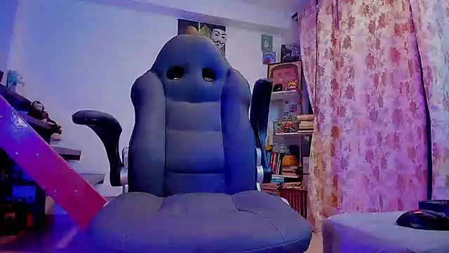 Snapshot of harry_reems1 chatting on 03.20.25 harry reems1 online show from 03.20.25