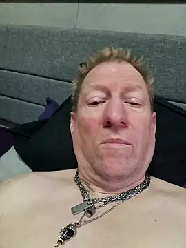 tomtom111111 online show from 03.04.26