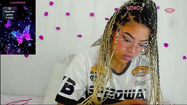 moana taylor online show from 01.14.26