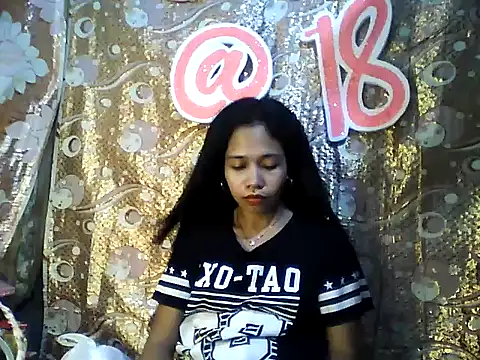 Snapshot of PinaySkinnyGirl chatting on 02.20.26 PinaySkinnyGirl online show from 02.20.26