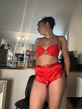 Lauyako online show from 11.18.25