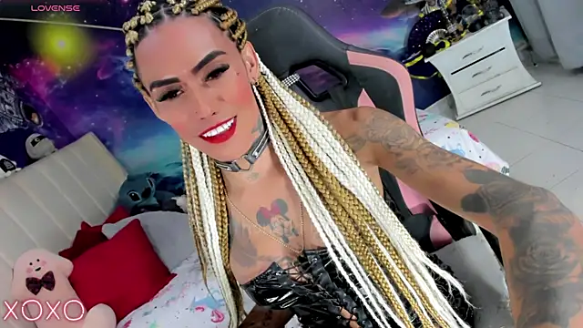 Nella Dolls online show from 07.25.26