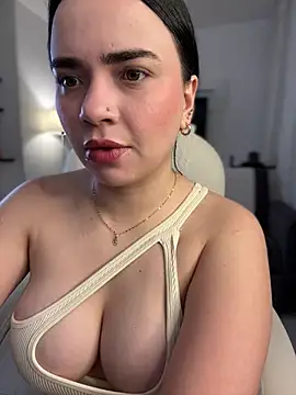 GeorginaJones online show from 02.02.25