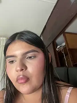 Snapshot of Lia_sexx chatting on 02.21.25 Lia sexx online show from 02.21.25