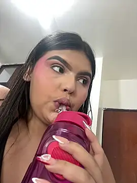 Snapshot of Lia_sexx chatting on 02.26.25 Lia sexx online show from 02.26.25