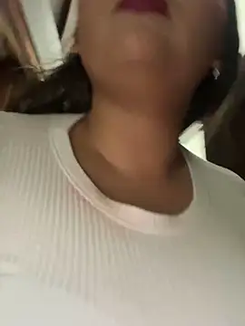 Snapshot of Lia_sexx chatting on 02.28.25 Lia sexx online show from 02.28.25