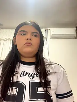 Snapshot of Lia_sexx chatting on 10.13.25 Lia sexx online show from 10.13.25