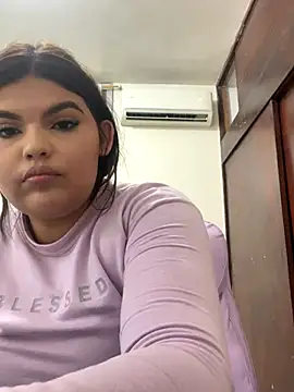 Snapshot of Lia_sexx chatting on 10.24.25 Lia sexx online show from 10.24.25