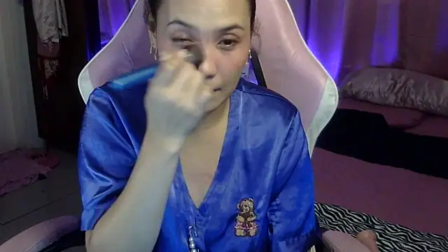 Snapshot of yourbabe_Brielle chatting on 02.01.25 yourbabe Brielle online show from 02.01.25