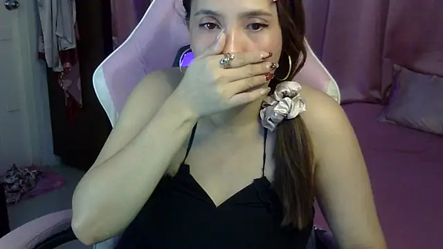 Snapshot of yourbabe_Brielle chatting on 02.08.25 yourbabe Brielle online show from 02.08.25