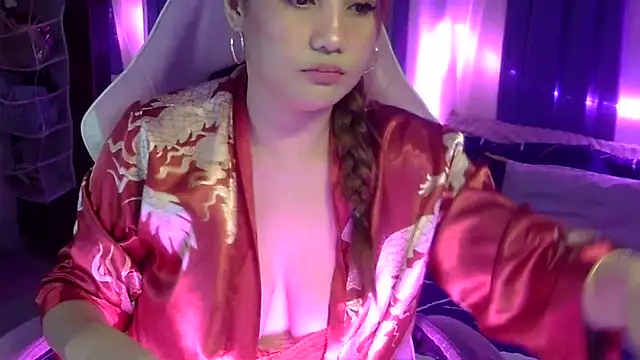 Snapshot of yourbabe_Brielle chatting on 10.22.25 yourbabe Brielle online show from 10.22.25