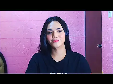 Snapshot of WONDERWOMAN2023 chatting on 09.08.25 WONDERWOMAN2023 online show from 09.08.25