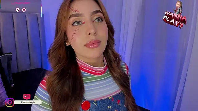 Snapshot of MaddyyLennon chatting on 10.19.25 MaddyyLennon online show from 10.19.25