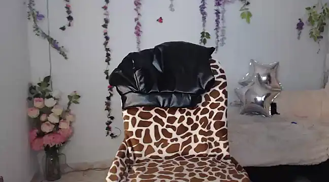 Snapshot of valquiria_sirgun chatting on 01.21.25 valquiria sirgun online show from 01.21.25