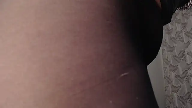 Snapshot of valquiria_sirgun chatting on 09.26.25 valquiria sirgun online show from 09.26.25