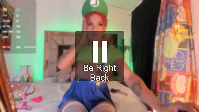 Snapshot of Sofia_waltonx chatting on 10.23.25 Sofia waltonx online show from 10.23.25