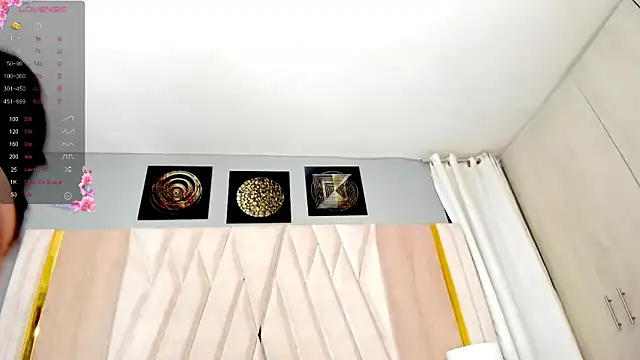 Snapshot of hottstuffx69 chatting on 03.01.25 hottstuffx69 online show from 03.01.25