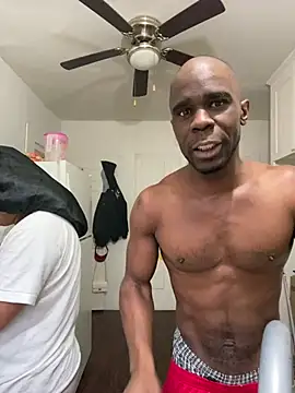 Snapshot of Bigdickbandit205 chatting on 12.16.24 Bigdickbandit205 online show from 12.16.24