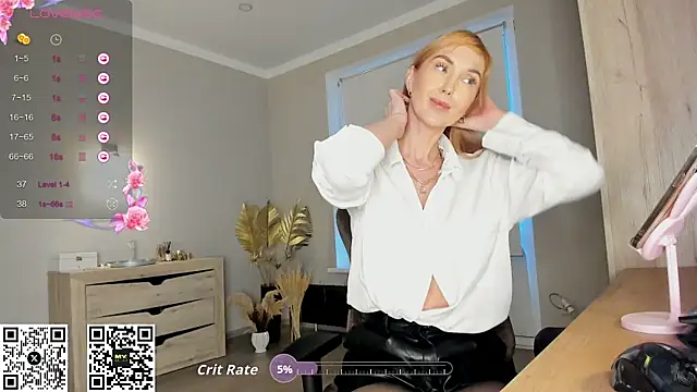 HotyPlays online show from 10.16.25