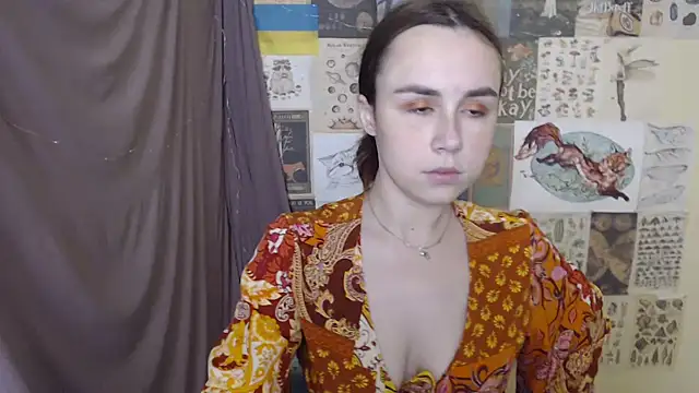 VeryVeryVeryShy  online show from 11.23.25