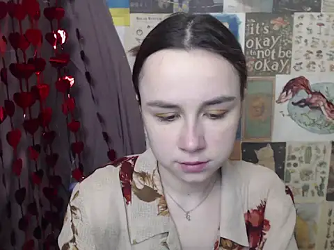 VeryVeryVeryShy  online show from 02.07.26